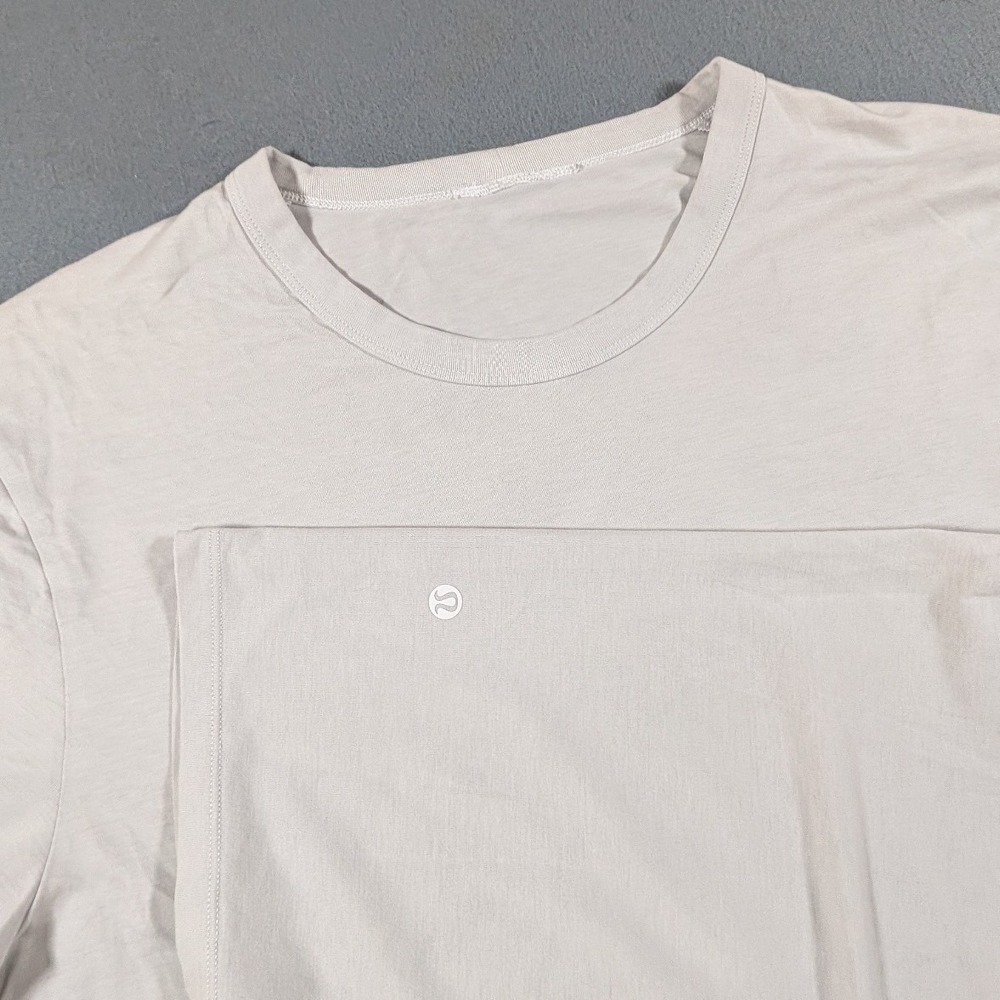 Lululemon Short Sleeve T-Shirt Mens XL Crew Neck Athletic Training Tee